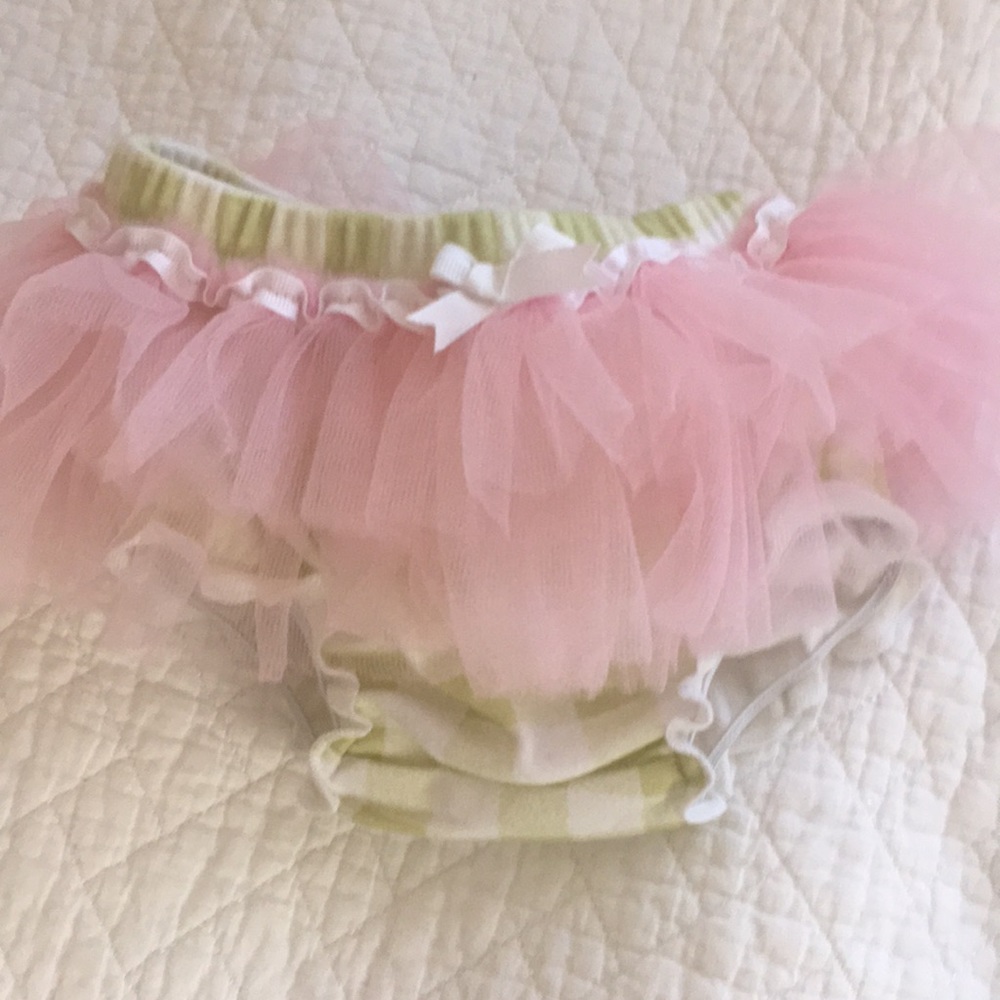 Stuffed Animal with Detachable Tutu. - Picture 4 of 7